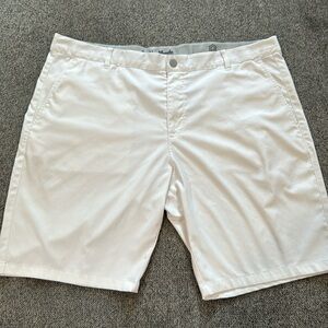 Puma Men’s golf Shorts (White)